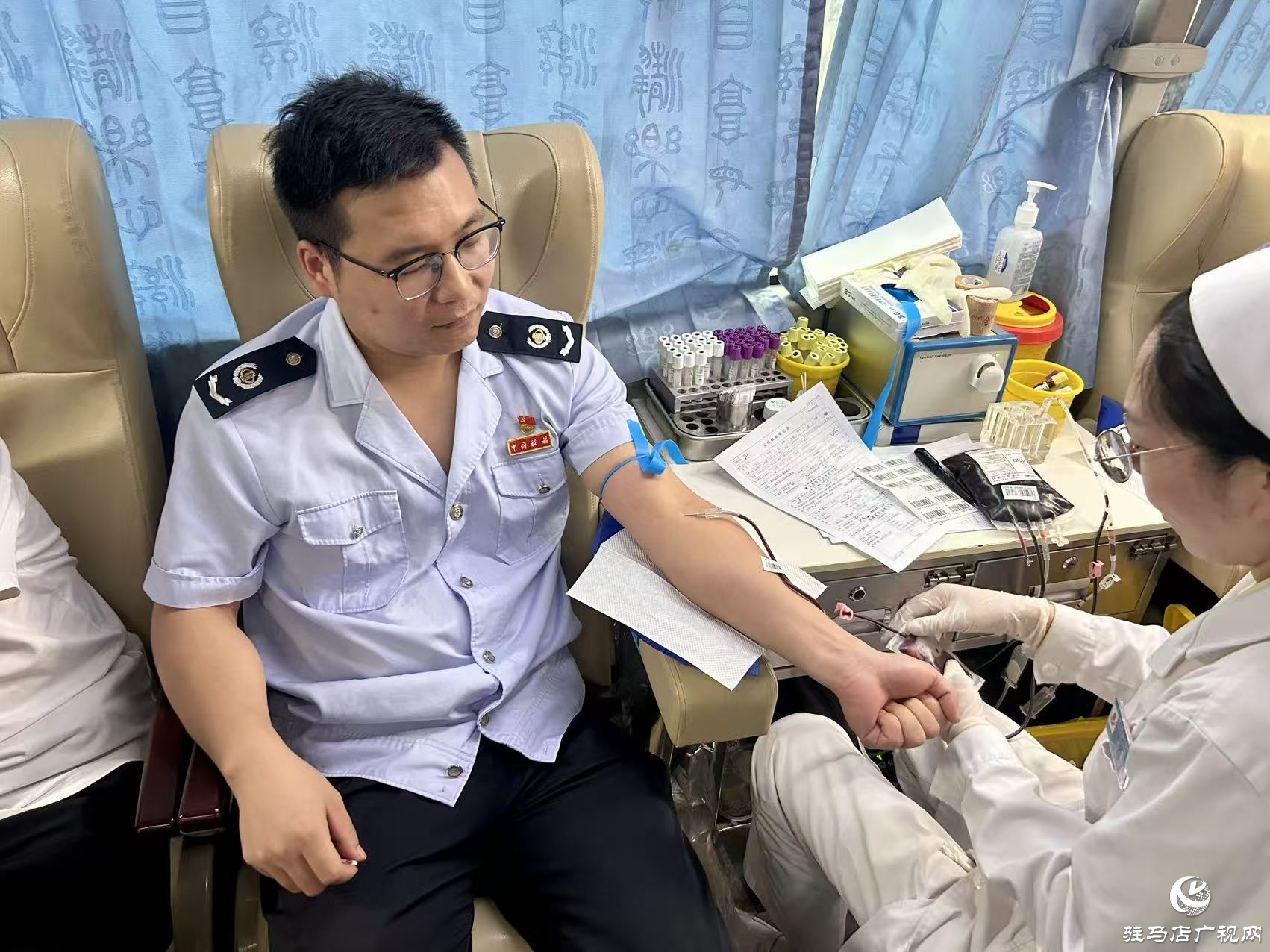 正陽(yáng)：53名黨員干部獻(xiàn)血1.85萬(wàn)毫升 為生命接力注入“紅色動(dòng)能”