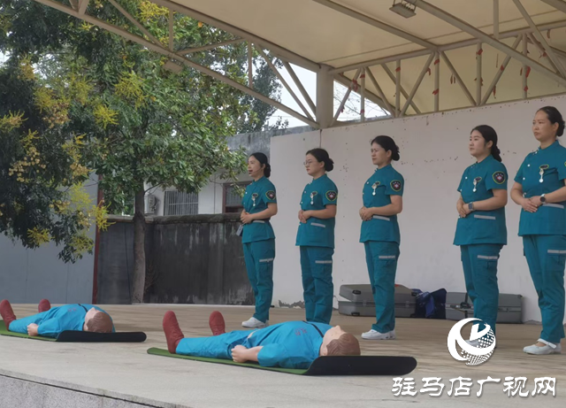  西平縣職教中心：開學第一課 急救知識護成長