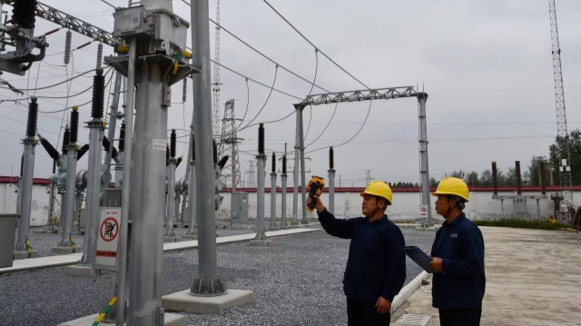 國網(wǎng)確山縣供電公司：開展雨天巡檢排查 筑牢電力“安全防線”