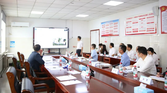  中國(guó)房顫中心現(xiàn)場(chǎng)核查專家組蒞臨駐馬店市第一人民醫(yī)院驗(yàn)收房顫中心建設(shè)工作