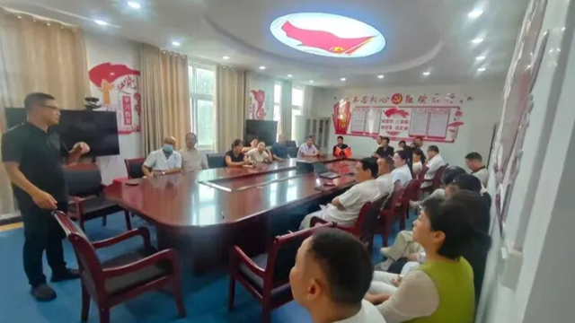  “健康中原行?大醫(yī)獻(xiàn)愛(ài)心”駐馬店市中醫(yī)院骨病科健康科普巡講團(tuán)隊(duì)走進(jìn)基層醫(yī)院