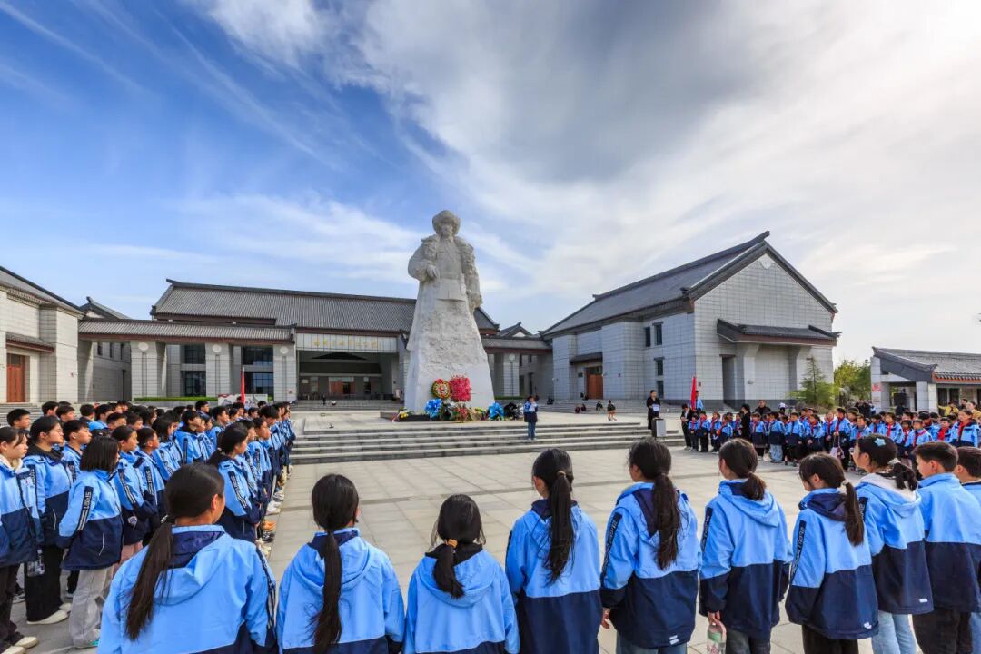 線上展｜銘記烽火鑄忠魂 藝韻傳薪頌英雄——駐馬店市紀(jì)念抗戰(zhàn)勝利80周年、楊靖宇將軍誕辰120周年美術(shù)書法攝影藝術(shù)展（五）