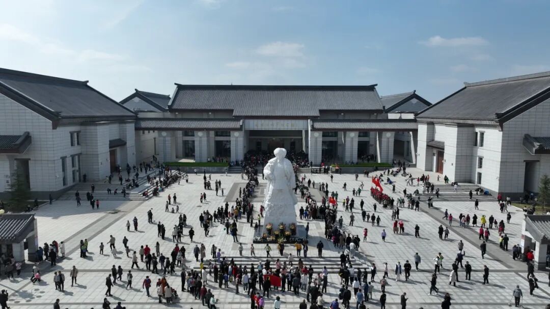 線上展｜銘記烽火鑄忠魂 藝韻傳薪頌英雄——駐馬店市紀(jì)念抗戰(zhàn)勝利80周年、楊靖宇將軍誕辰120周年美術(shù)書法攝影藝術(shù)展（五）