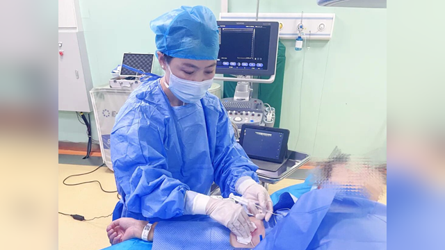 新技術！駐馬店市中醫(yī)院成功開展手臂式輸液港植入術，醫(yī)護聯手打造臂彎里的“隱形生命線”