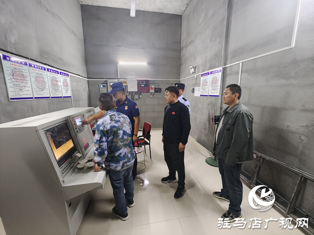 駐馬店市驛城區(qū)關(guān)王廟鄉(xiāng)扎實開展住宅小區(qū)消防安全夜查行動