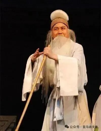 豫劇名家李樹(shù)建老師專場(chǎng)演出馬上要來(lái)駐馬店啦！你還沒(méi)購(gòu)票嗎？