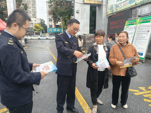 駐馬店經(jīng)濟(jì)開發(fā)區(qū)啟動2025年食品安全宣傳周活動