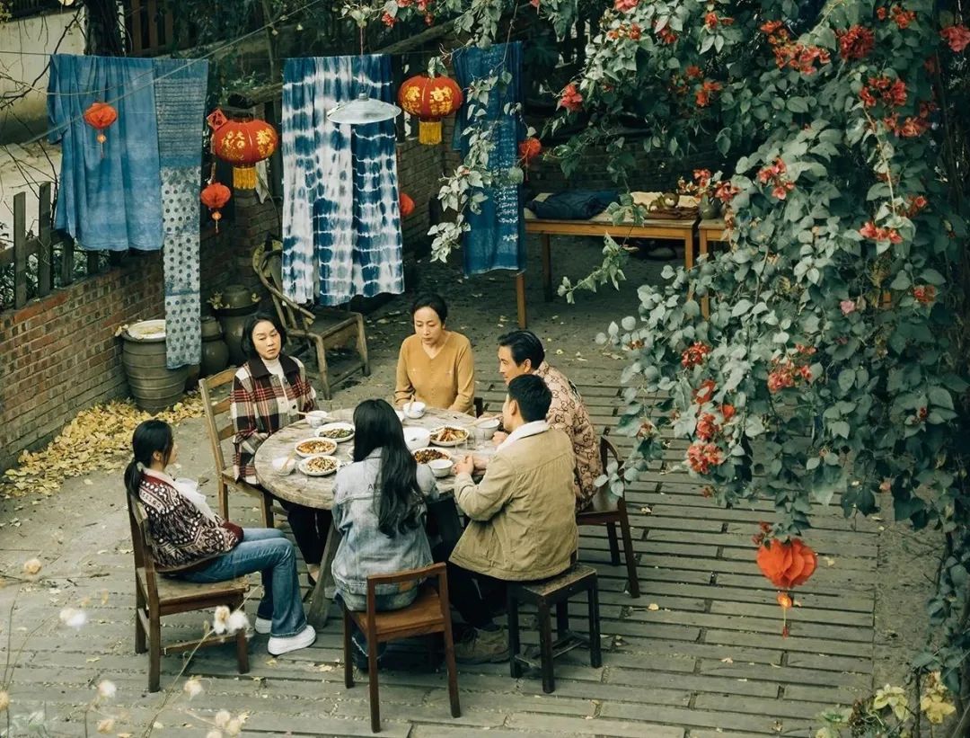 從“刷劇”到“打卡”，文旅微短劇的6.96億流量密碼