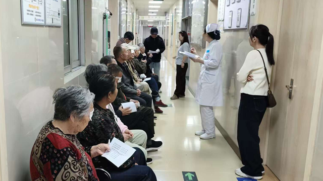  精湛醫(yī)術(shù)護(hù)光明，暖心服務(wù)獲贊譽(yù)——駐馬店市第二中醫(yī)院眼科為患者提供全流程精準(zhǔn)診療服務(wù)