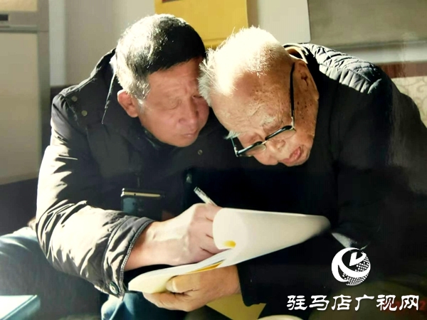 文化“愚公”挖“山”不止——記“農村大網紅”、“天中文化的守望者”張耀征的文史情懷