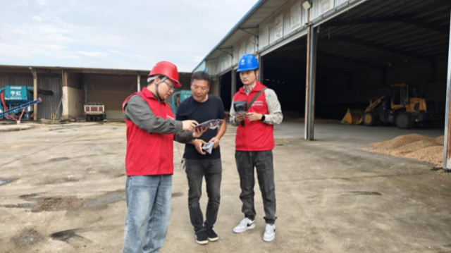 國網(wǎng)上蔡縣供電公司：保障秋收用電護(hù)航顆粒歸倉
