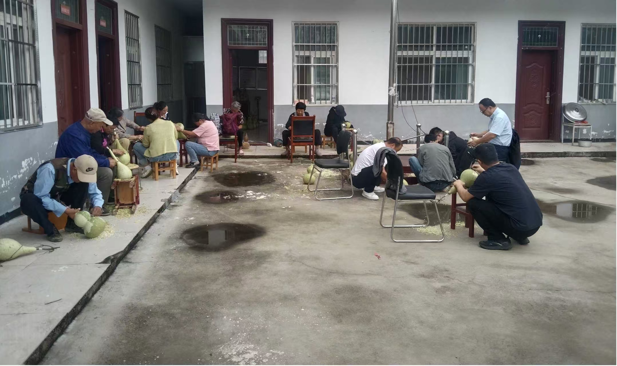 遂平縣玉山鎮(zhèn)：干群同心為葫蘆“換新裝”