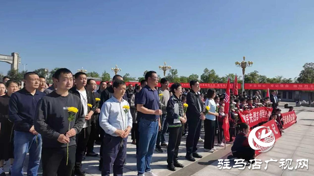 駐馬店市第十八初級(jí)中學(xué)開展“行走的思政課”實(shí)踐活動(dòng)