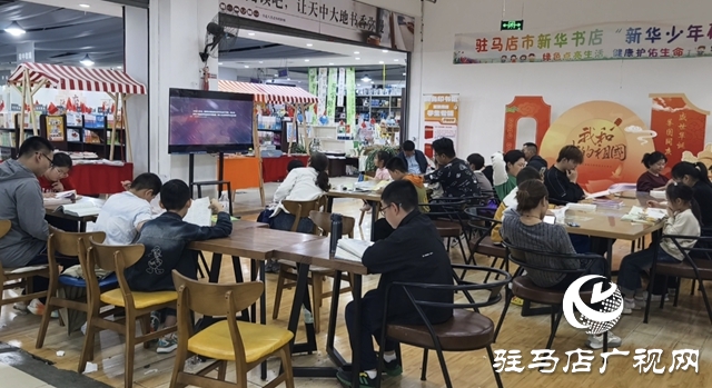 國(guó)慶假期 來(lái)書店過(guò)個(gè)“書式”假期