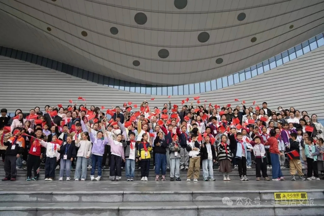畫筆繪山河 書香潤(rùn)童心！