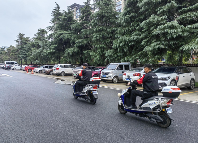 【天中光榮榜】李合成：三十五載堅守安保一線 用忠誠續(xù)寫軍人本色??