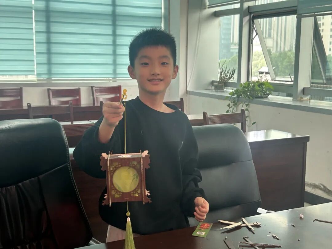 駐馬店市博物館手繪野生玩家集合，用畫筆“炸”出你的專屬風格