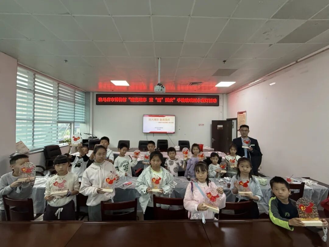 駐馬店市博物館手繪野生玩家集合，用畫筆“炸”出你的專屬風格