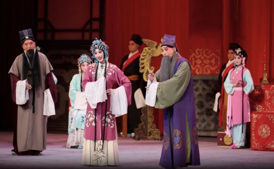 文華獎(jiǎng)參評(píng)劇目《團(tuán)圓之后》在四川宜賓上演，經(jīng)典新編彰顯京劇藝術(shù)魅力