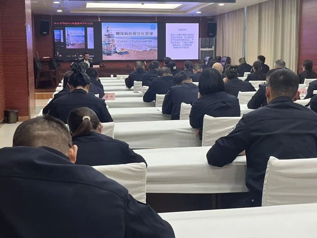 駐馬店市第一人民醫(yī)院組織開展“送醫(yī)進(jìn)警營”義診活動(dòng)