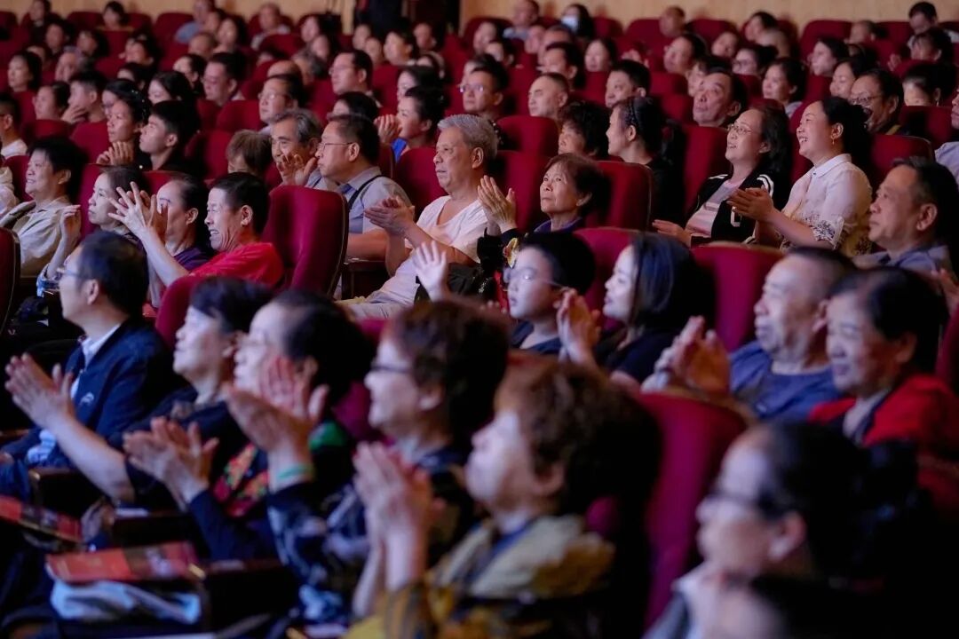 文華獎(jiǎng)參評(píng)劇目《團(tuán)圓之后》在四川宜賓上演，經(jīng)典新編彰顯京劇藝術(shù)魅力