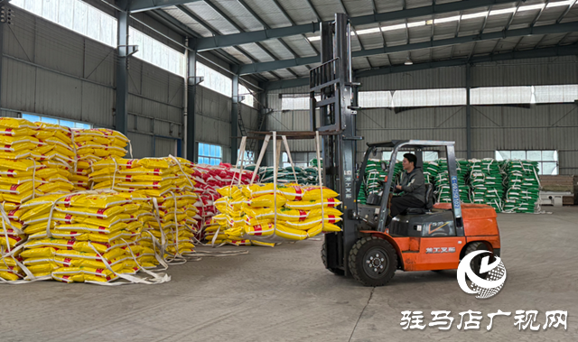 河南鑫沃耕肥業(yè)：顆粒氮肥走俏市場(chǎng) 助力農(nóng)業(yè)提質(zhì)增效??