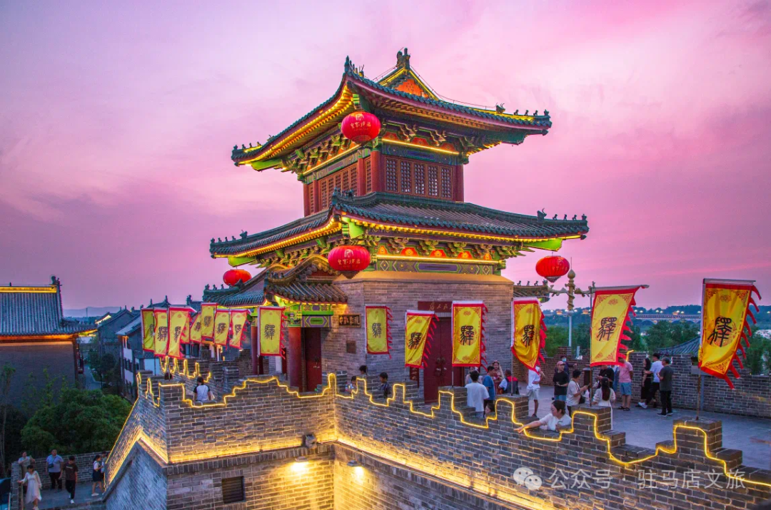 這座小城，藏著驚艷的秋日美景！現(xiàn)在錯峰正好