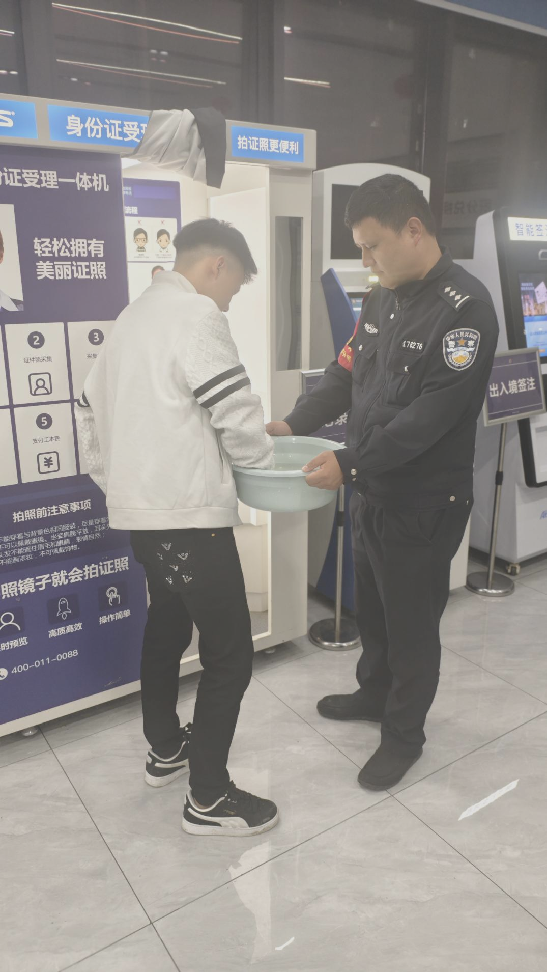 溫情服務(wù) 指紋“顯影”