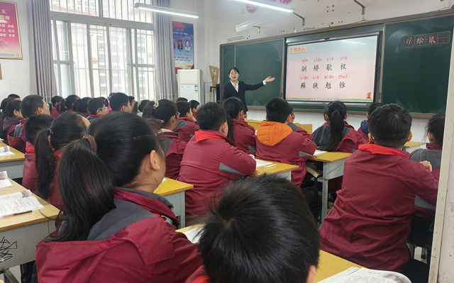 劉中蛟：守一抹暖陽 育滿徑繁花