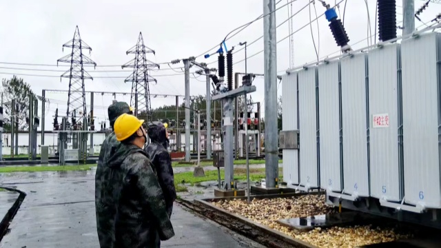 國(guó)網(wǎng)平輿縣供電公司：冒雨特巡 確保電網(wǎng)安全穩(wěn)定運(yùn)行