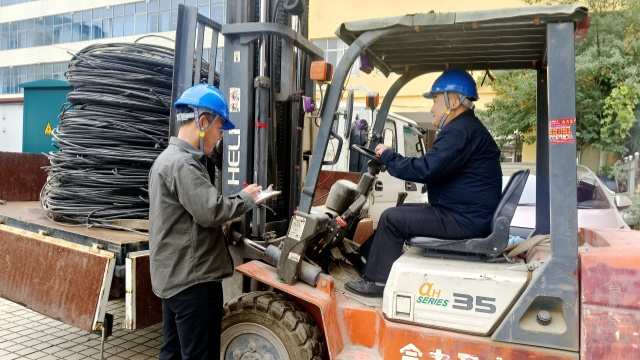 國網(wǎng)平輿縣供電公司:退役物資“再上崗” 降本增效見實(shí)效