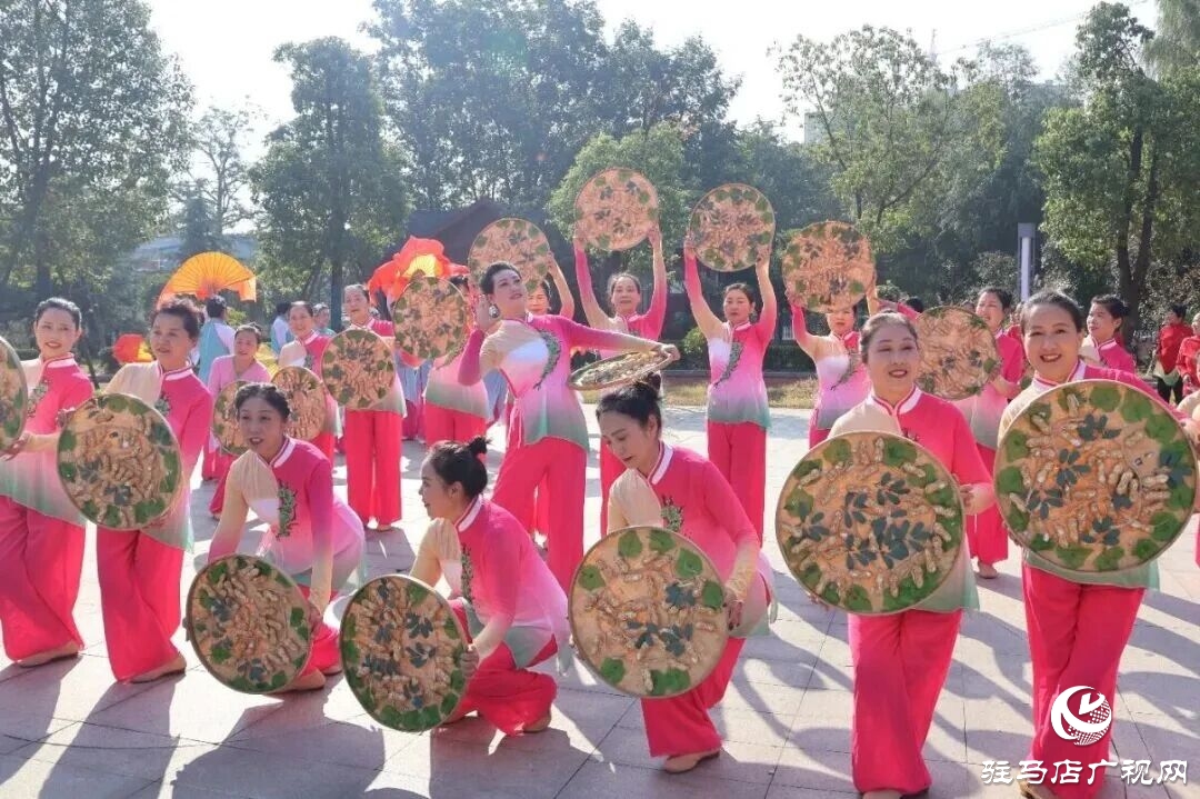 正陽縣賀“重陽”銀齡行動體育健身主題活動舉行