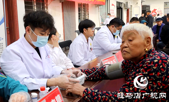 新蔡縣李橋回族鎮(zhèn)舉辦重陽敬老活動?