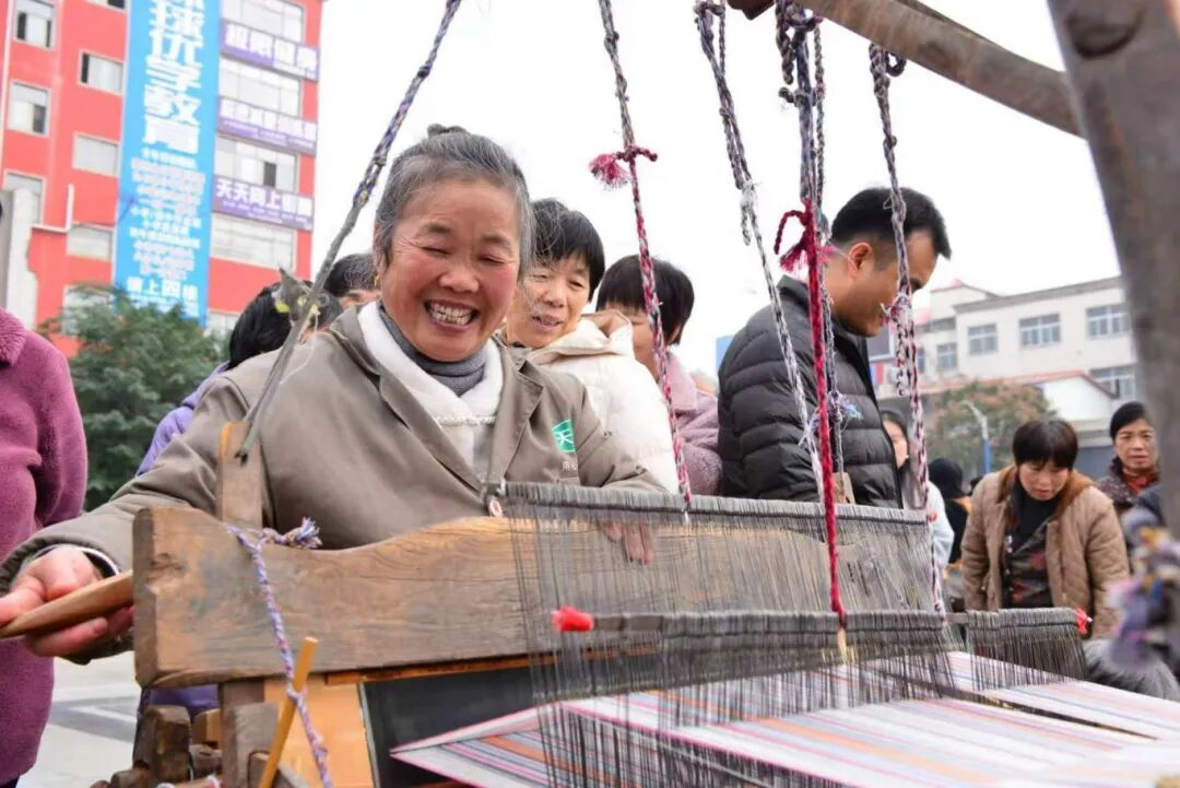 豫黔聯(lián)動繪盛景！2025上蔡重陽節(jié)的溫暖與活力定格在這個景區(qū)