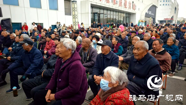 駐馬店市豫劇團(tuán)：惠民演出進(jìn)基層 經(jīng)典豫劇潤(rùn)澤群眾