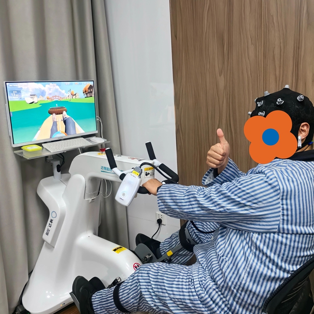  駐馬店市中醫(yī)院引入“意念控腿”黑科技 腦卒中患者重獲肢體“指揮權(quán)”