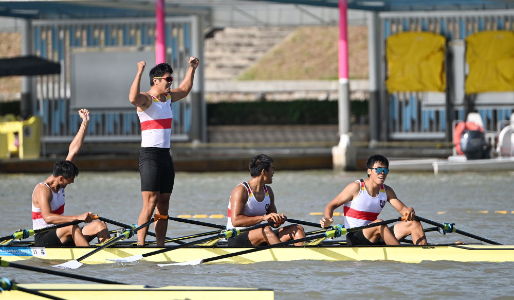 十五運(yùn)會(huì)開幕式后首金出爐