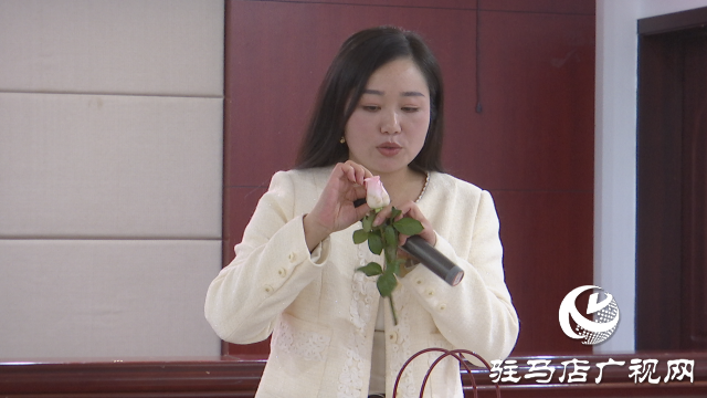 駐馬店市總工會(huì)舉行插花公益活動(dòng)