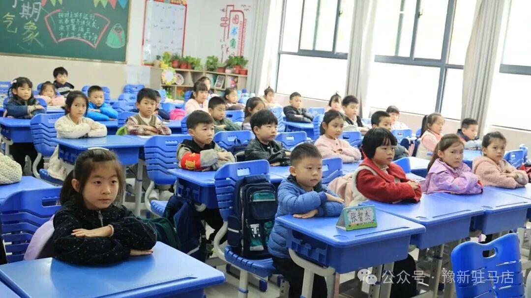 駐馬店第六小學(xué)改擴(kuò)建投用 百年老校煥新顏