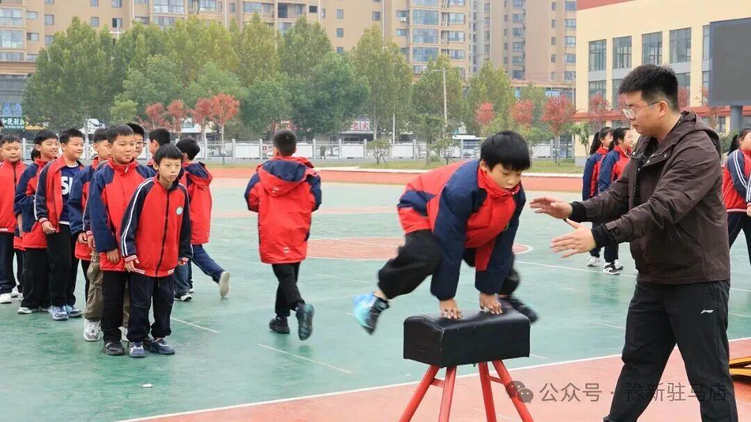 駐馬店第六小學(xué)改擴(kuò)建投用 百年老校煥新顏