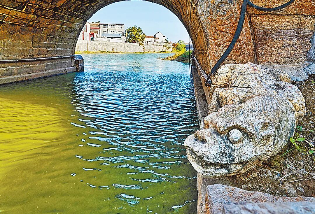 請(qǐng)打開“運(yùn)河秋韻”畫卷！