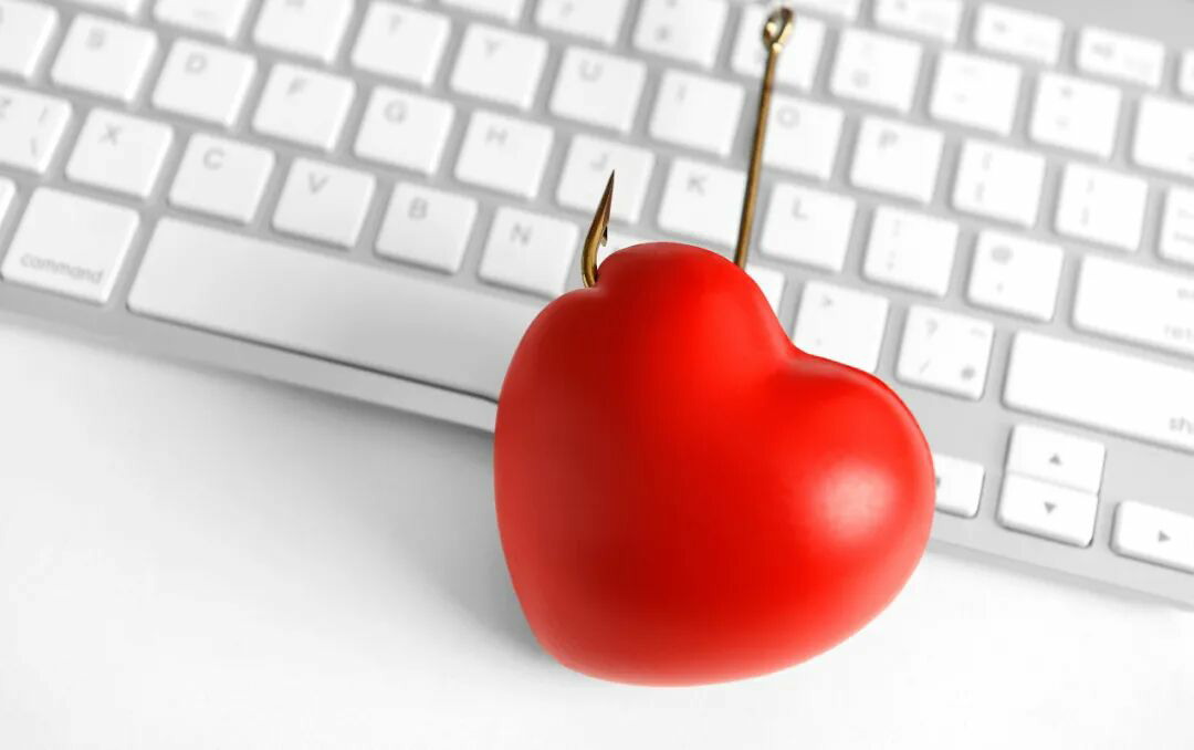 境外間諜偽裝“完美男友”接近我機關(guān)工作人員 國安部披露案件詳情