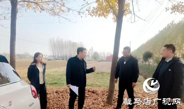 平輿縣十字路鄉(xiāng)：開展秸稈清運觀摩行動 人居環(huán)境再譜新篇