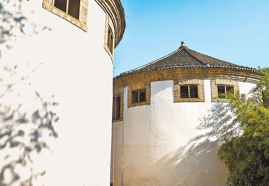 請(qǐng)打開“運(yùn)河秋韻”畫卷！