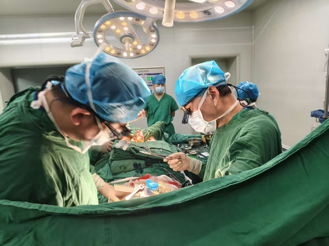 心路重開(kāi)，生命不息——駐馬店市中醫(yī)院心胸外科成功開(kāi)展非體外循環(huán)下冠狀動(dòng)脈旁路移植術(shù)