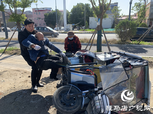 定親路上突遇險情 天中救援隊副隊長緊急施援顯擔(dān)當(dāng)