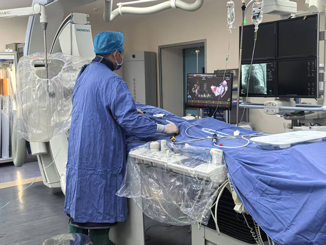 駐馬店市第一人民醫(yī)院突破“手術(shù)禁區(qū)”，創(chuàng)新技術(shù)為高齡高危房顫患者成功“補心”