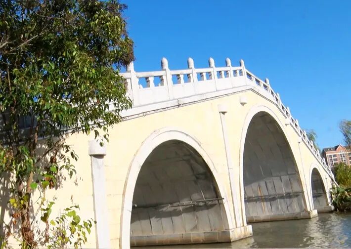 這個公園，初冬景致分外美