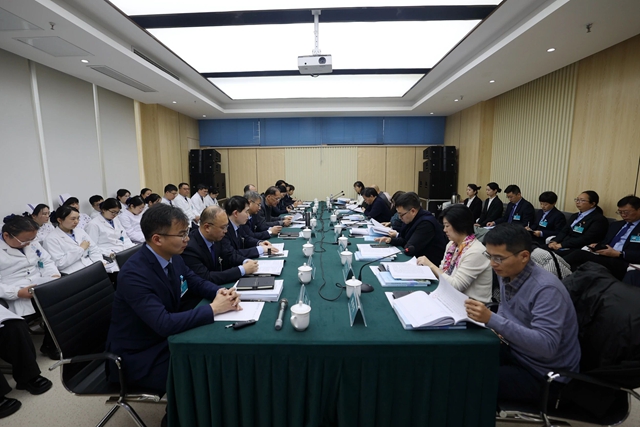 駐馬店市中心醫(yī)院“試管嬰兒”技術(shù)順利通過正式運行評審