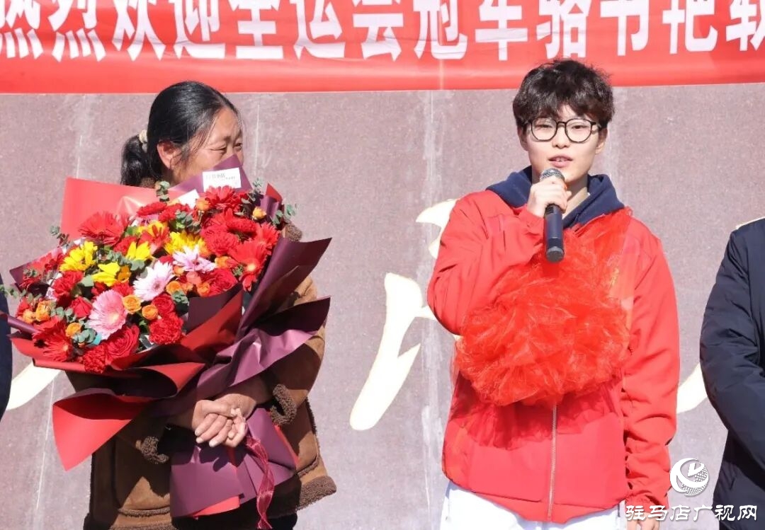 全運冠軍載譽歸 家鄉(xiāng)正陽迎英雄